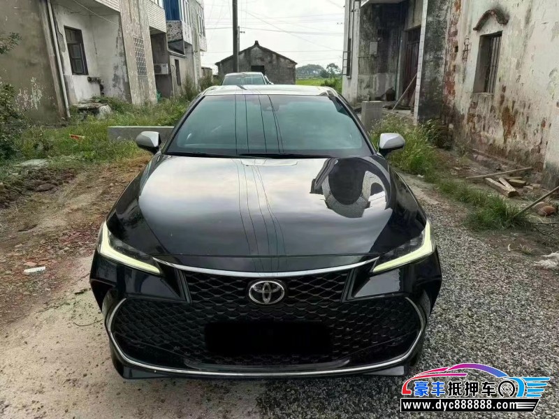 22年丰田亚洲龙轿车抵押车出售