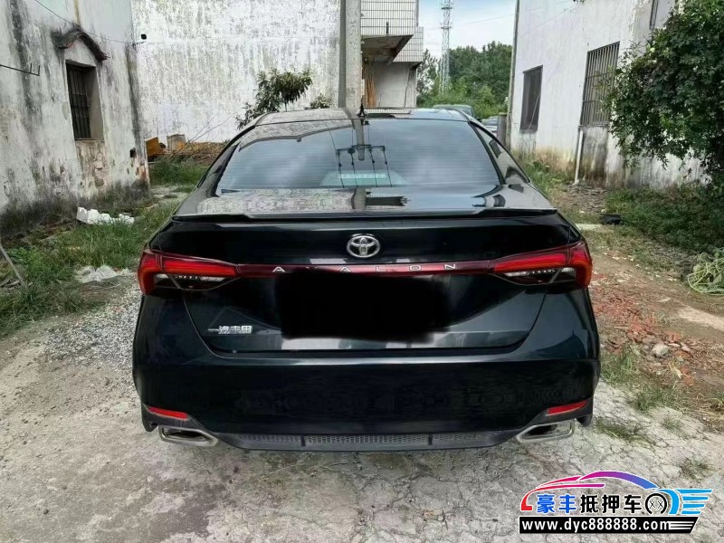 22年丰田亚洲龙轿车抵押车出售