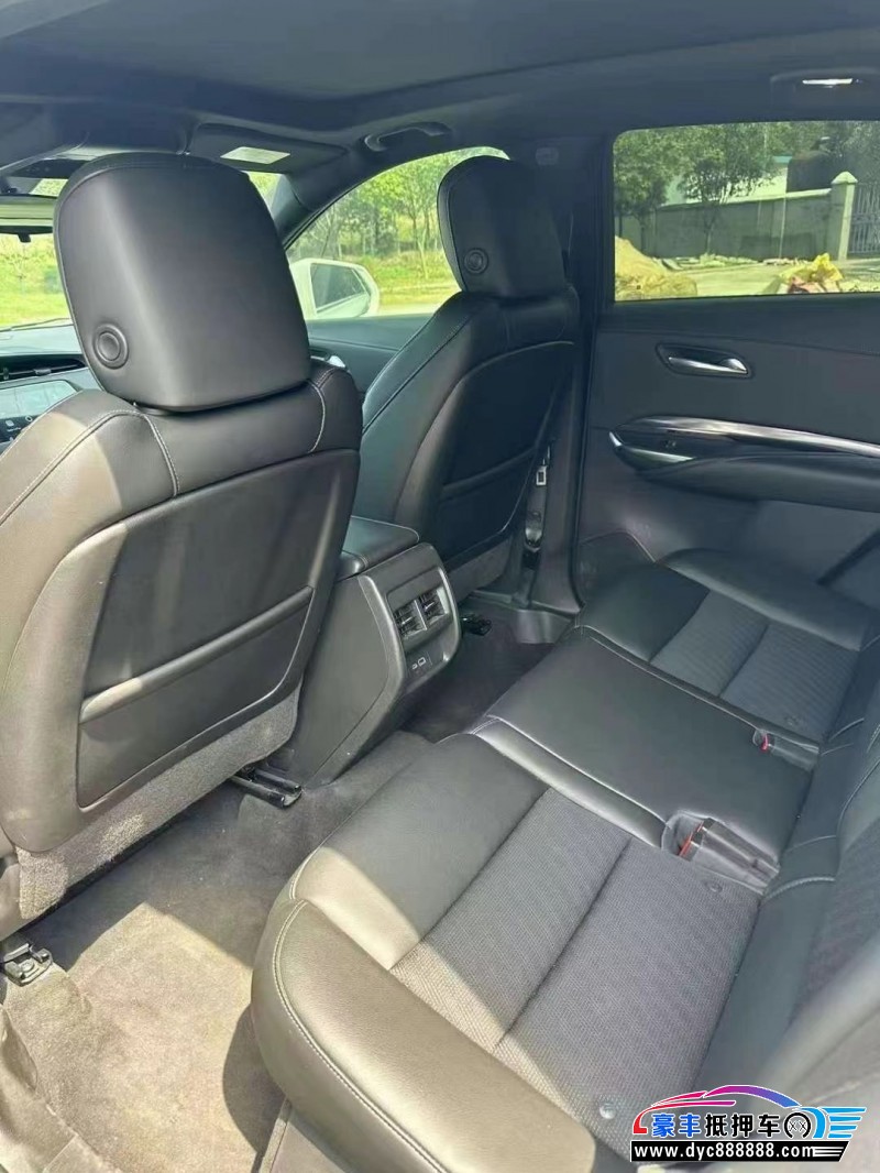 21年凯迪拉克XT4轿车抵押车出售