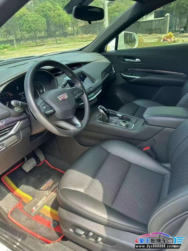 21年凯迪拉克XT4轿车抵押车出售