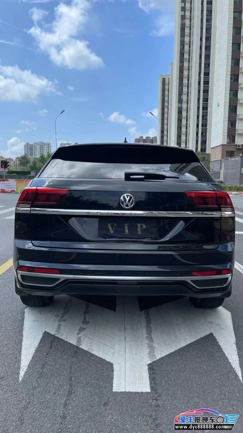 21年大众辉昂轿车抵押车出售