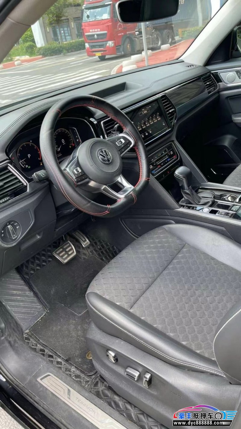 21年大众辉昂轿车抵押车出售