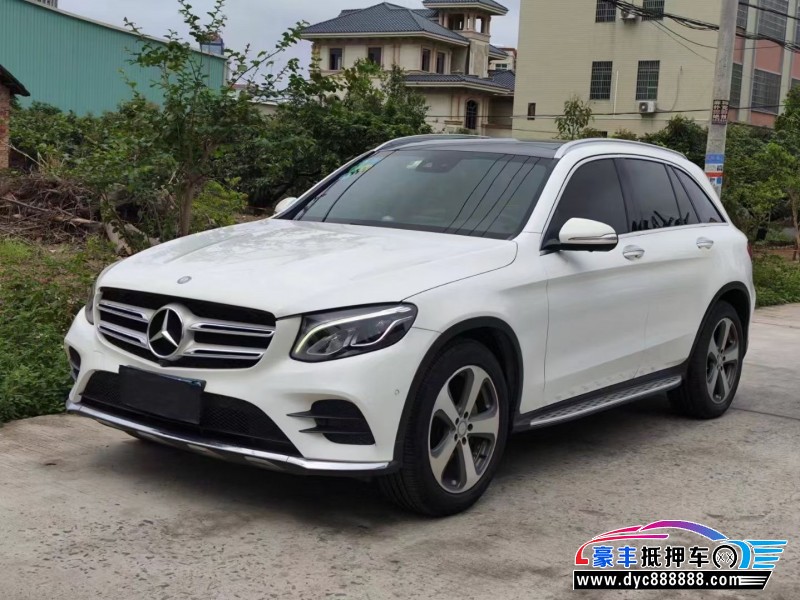 17年奔驰GLC轿车抵押车出售