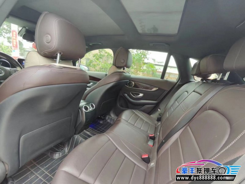 17年奔驰GLC轿车抵押车出售