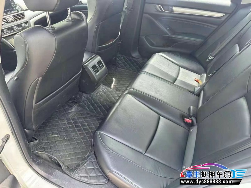 21年本田雅阁轿车抵押车出售