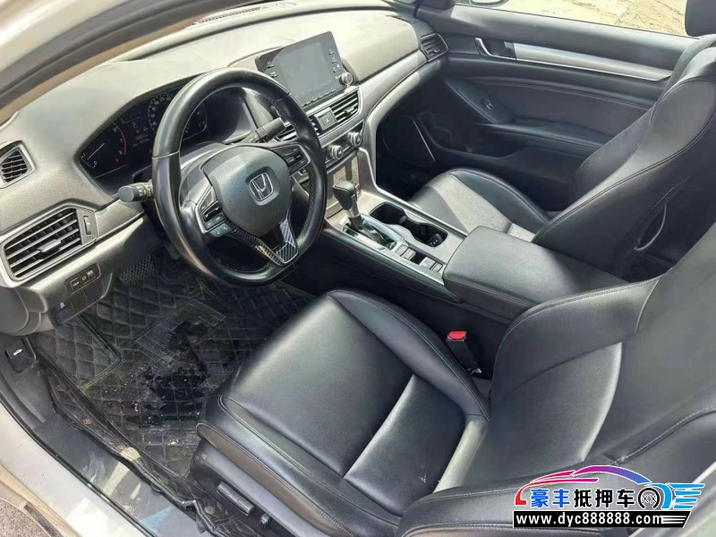 21年本田雅阁轿车抵押车出售