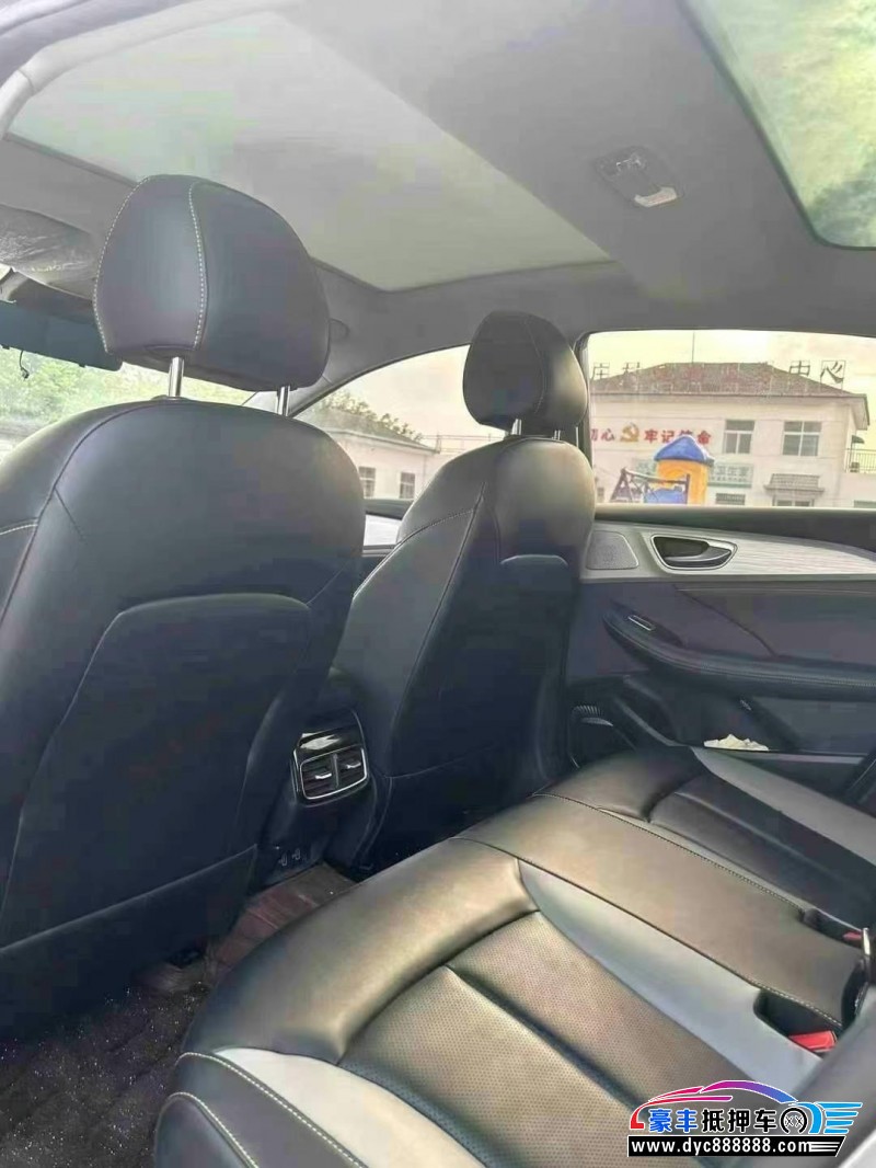 21年荣威i6轿车抵押车出售