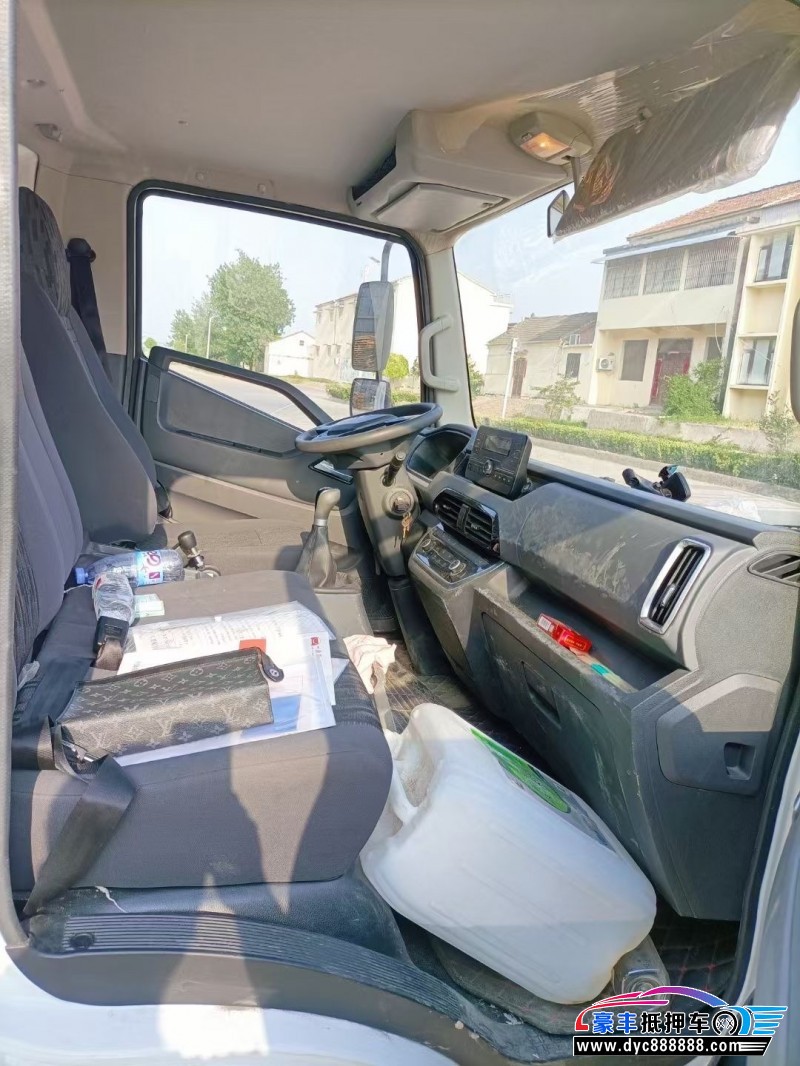 22年跃进货车轿车抵押车出售