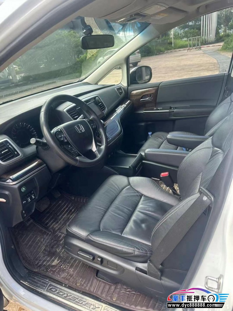 18年本田奥德赛轿车抵押车出售