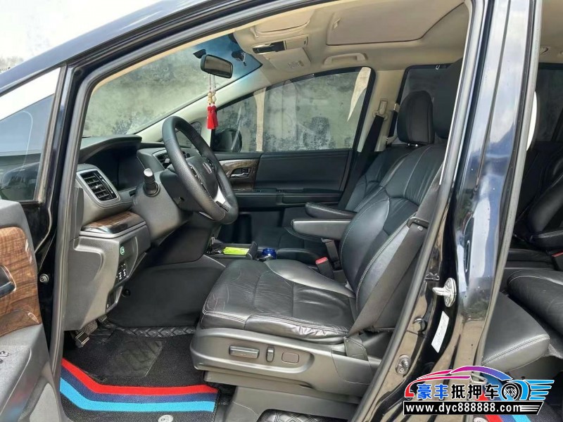 16年本田奥德赛轿车抵押车出售