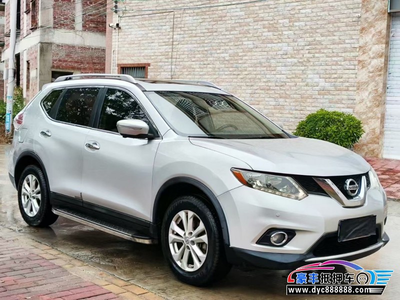 14年日产奇骏轿车抵押车出售