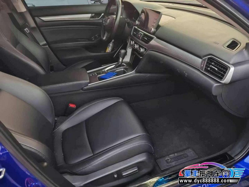 19年本田雅阁轿车抵押车出售