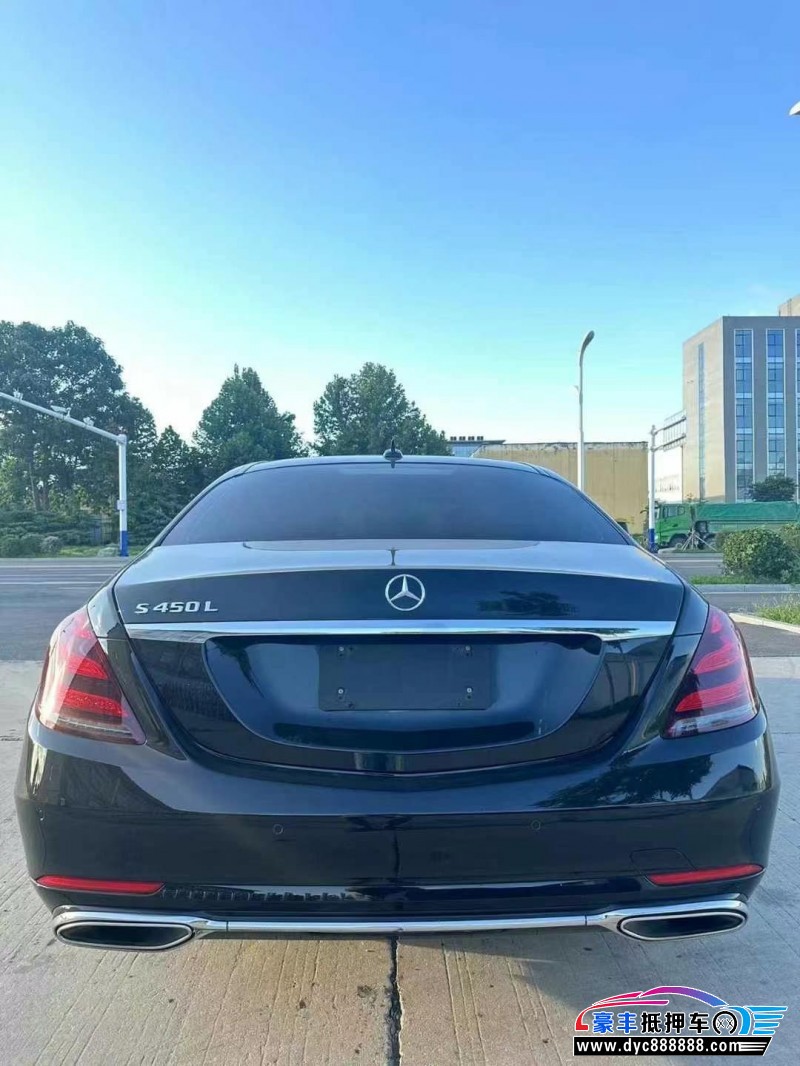 18年奔驰S轿车抵押车出售