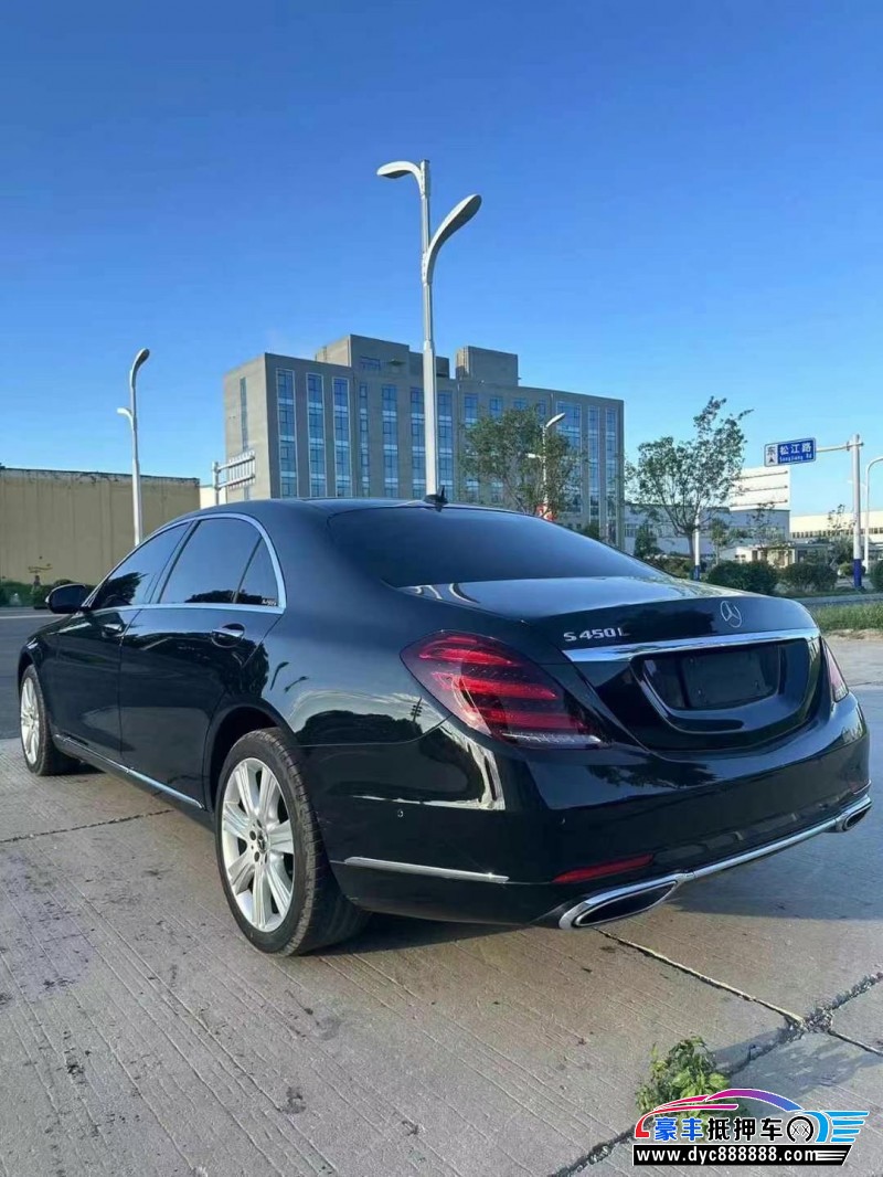 18年奔驰S轿车抵押车出售