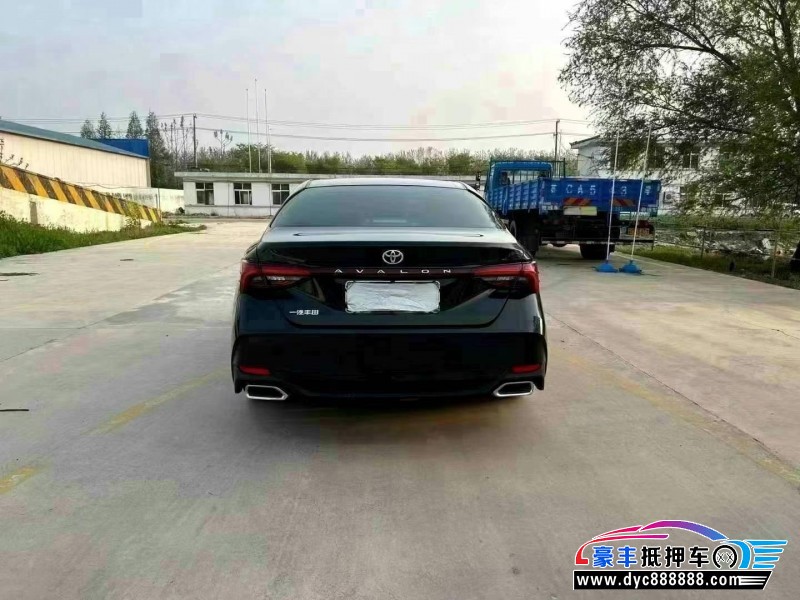 22年丰田亚洲龙轿车抵押车出售