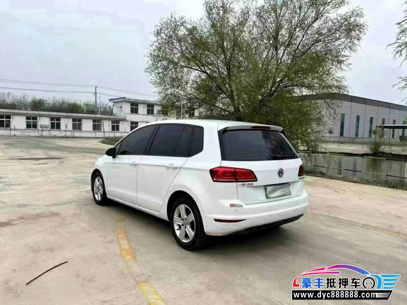 18年大众高尔夫轿车抵押车出售