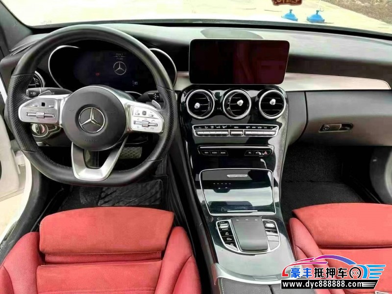 21年奔驰C轿车抵押车出售