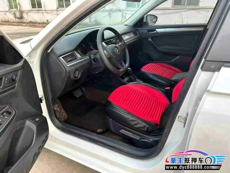 21年大众宝来轿车抵押车出售