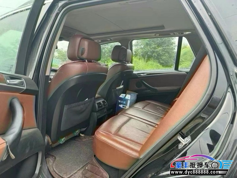 13年宝马X5轿车抵押车出售