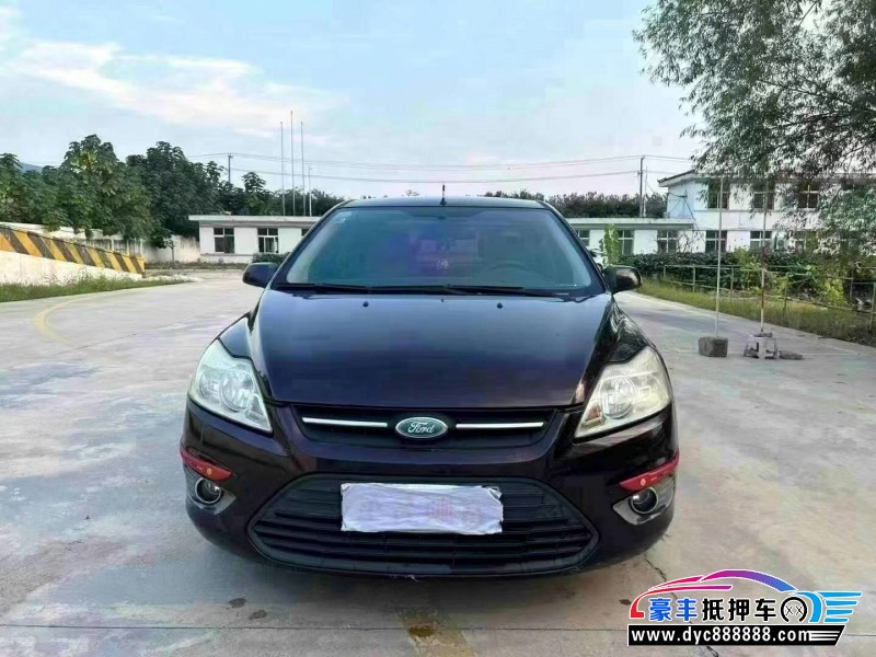 13年福特福克斯轿车抵押车出售