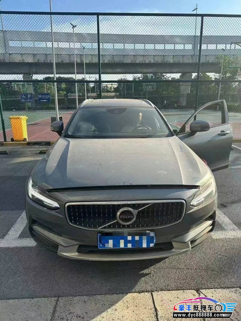 19年沃尔沃v90轿车抵押车出售