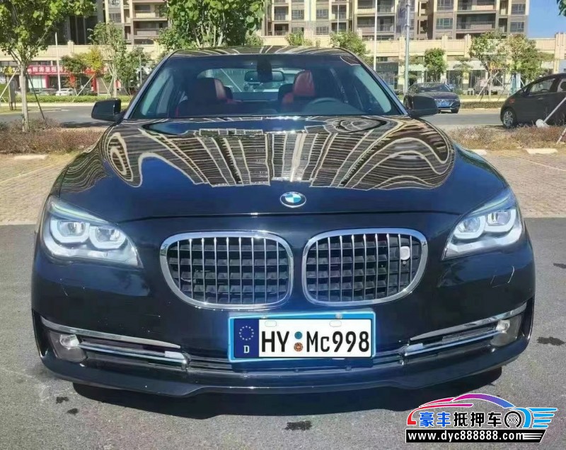10年宝马7系轿车抵押车出售