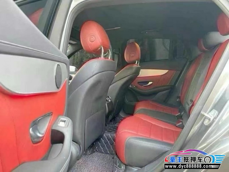 20年奔驰GLC轿车抵押车出售