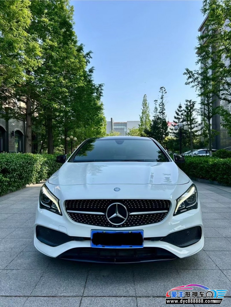 17年奔驰CLA轿车抵押车出售