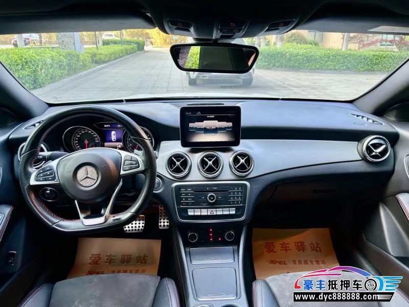 17年奔驰CLA轿车抵押车出售