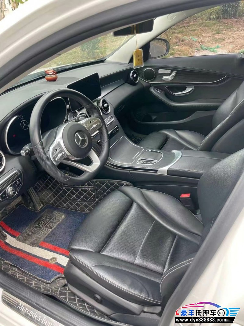 20年奔驰C轿车抵押车出售