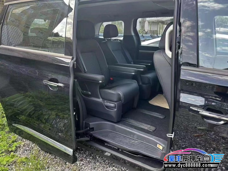 24年传祺M8轿车抵押车出售