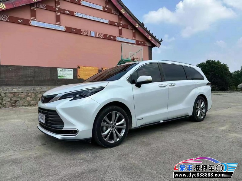 23年丰田塞纳轿车抵押车出售