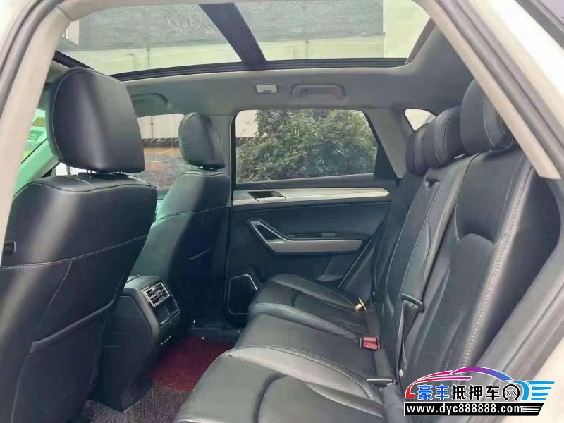 19年众泰大迈X7轿车抵押车出售