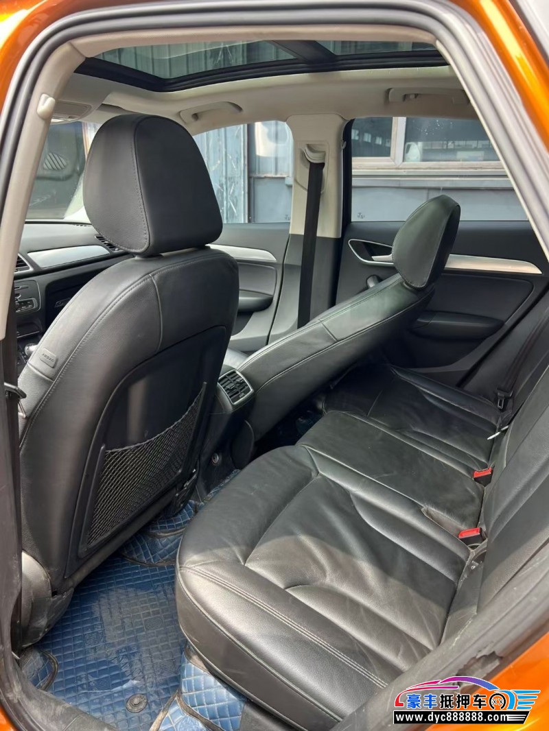 15年奥迪Q3轿车抵押车出售