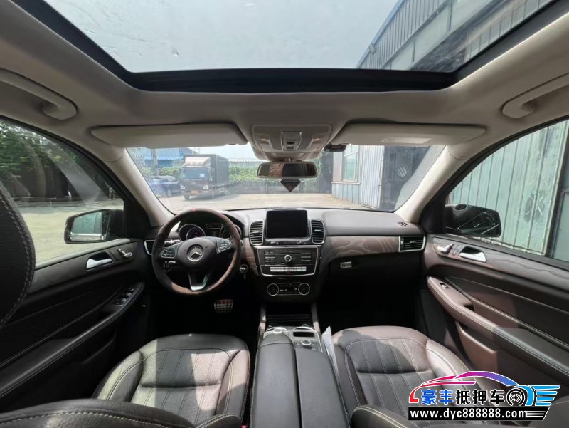 17年奔驰GLE轿车抵押车出售