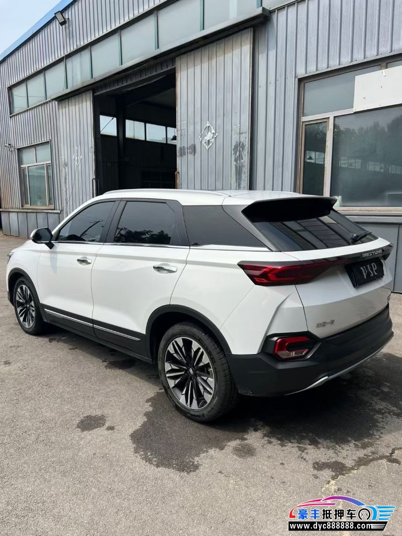 22年奔腾T77轿车抵押车出售