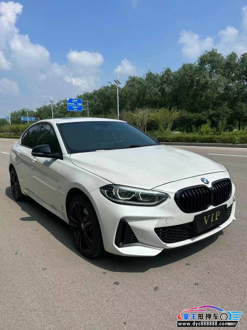 22年宝马1系轿车抵押车出售