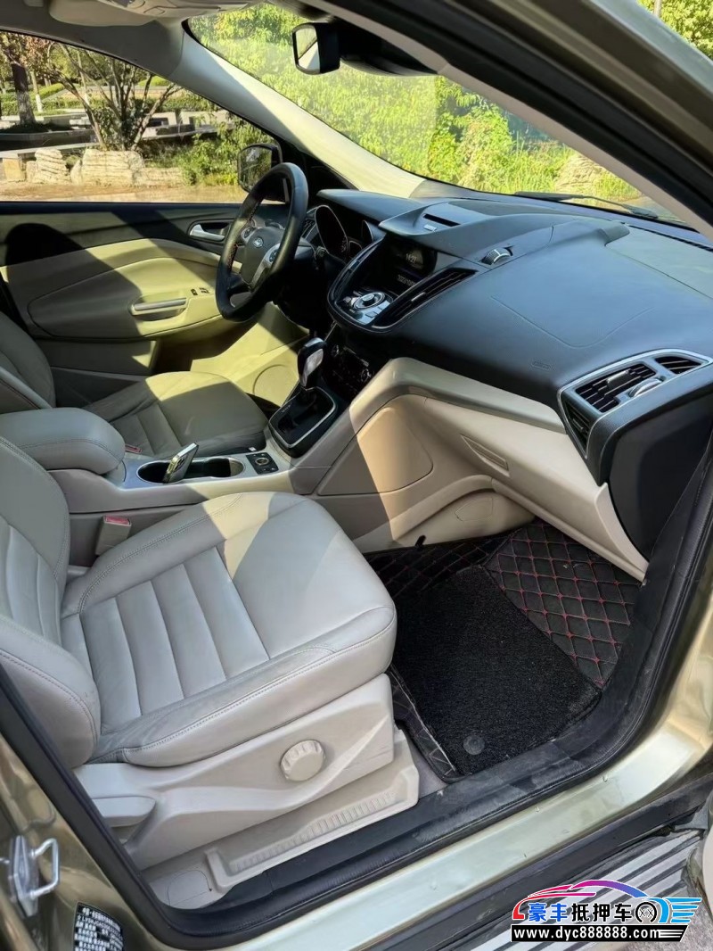 13年福特翼虎轿车抵押车出售