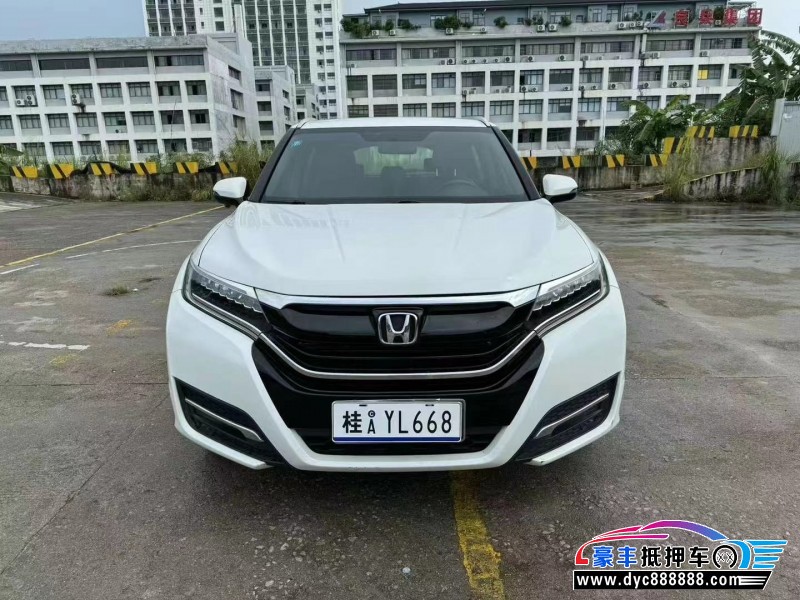 17年本田UR-V轿车抵押车出售