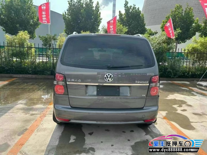 15年大众途安轿车抵押车出售