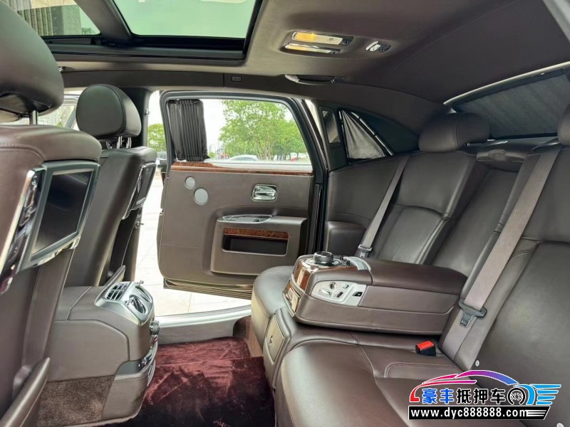 14年劳斯莱斯古斯特轿车抵押车出售