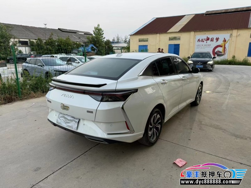 22年东风风神奕炫轿车抵押车出售