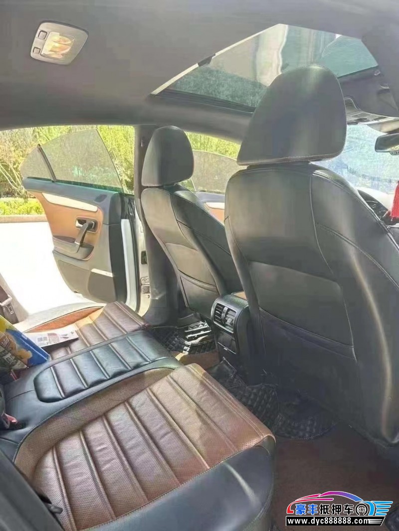 15年大众CC轿车抵押车出售