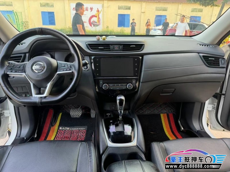 21年日产奇骏轿车抵押车出售