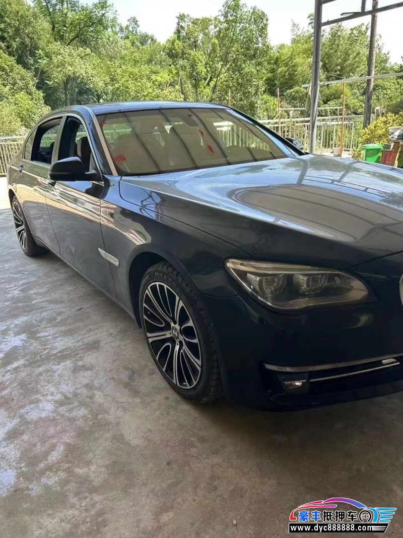 15年宝马7系轿车抵押车出售