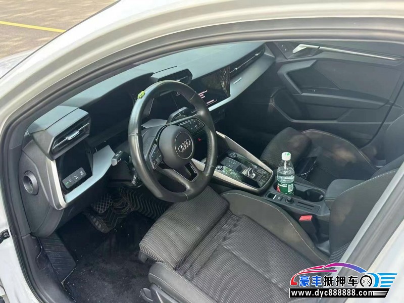 21年奥迪A3轿车抵押车出售