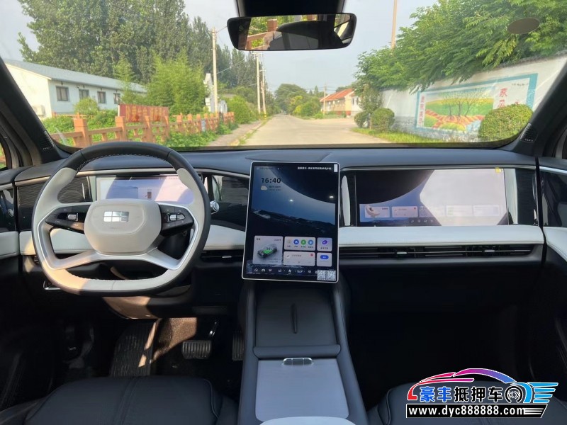 24年吉利银河L7轿车抵押车出售