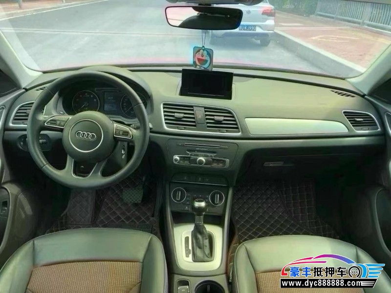 18年奥迪Q3轿车抵押车出售