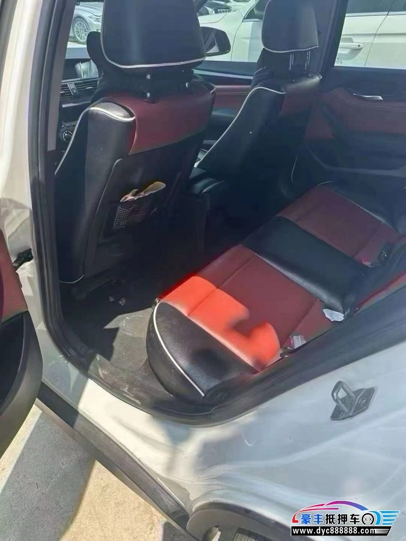 15年宝马X1SUV抵押车出售