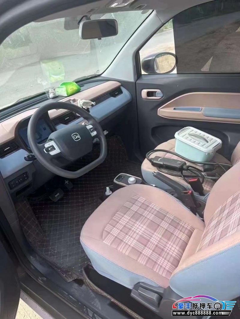 24年奇瑞冰淇淋轿车抵押车出售